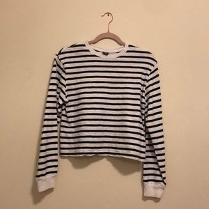 striped cropped long sleeve